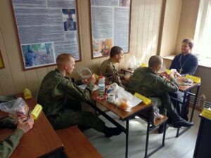 Пасха для военнослужащих в Дубровках