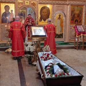 Похороны алтарника Валерия в Дубровках